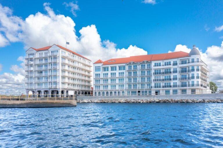 Marina Royale Darlowo - Apartamenty Ultra Mar Nad Morzem Darłówko Exterior foto