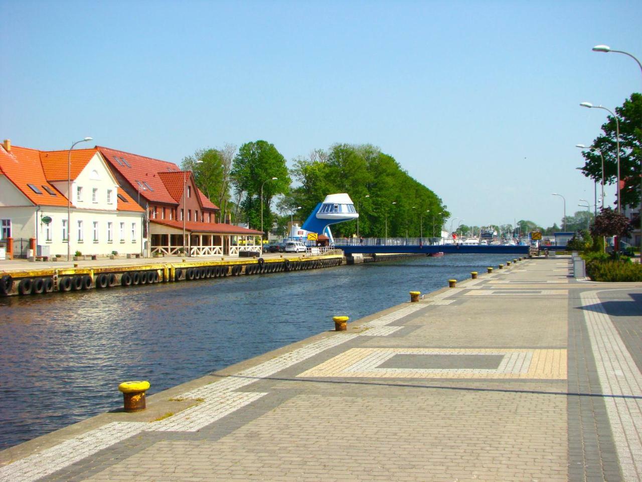 Marina Royale Darlowo - Apartamenty Ultra Mar Nad Morzem Darłówko Exterior foto